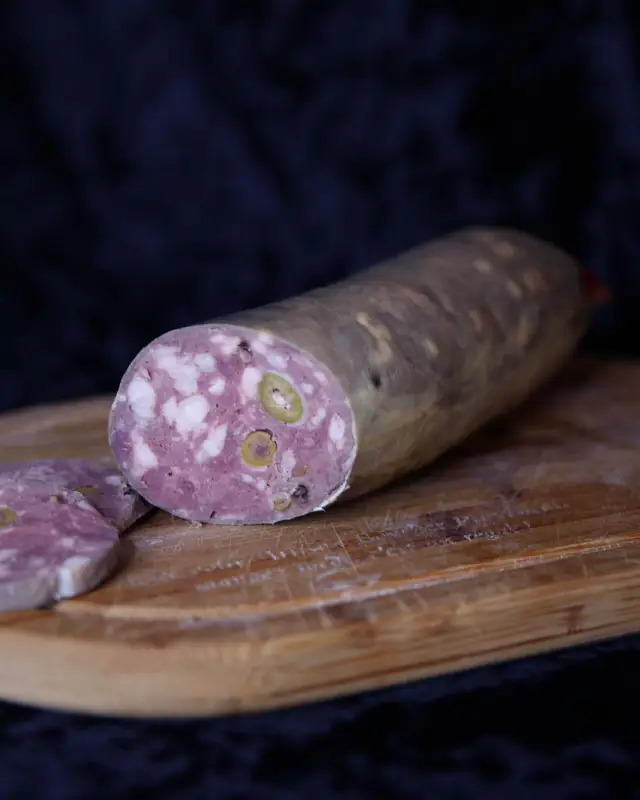 Saucisson bridé taureau en tranches